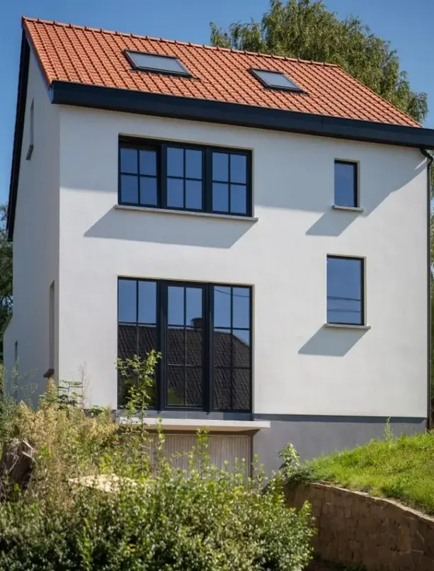 Main image of the website representing it's theme.